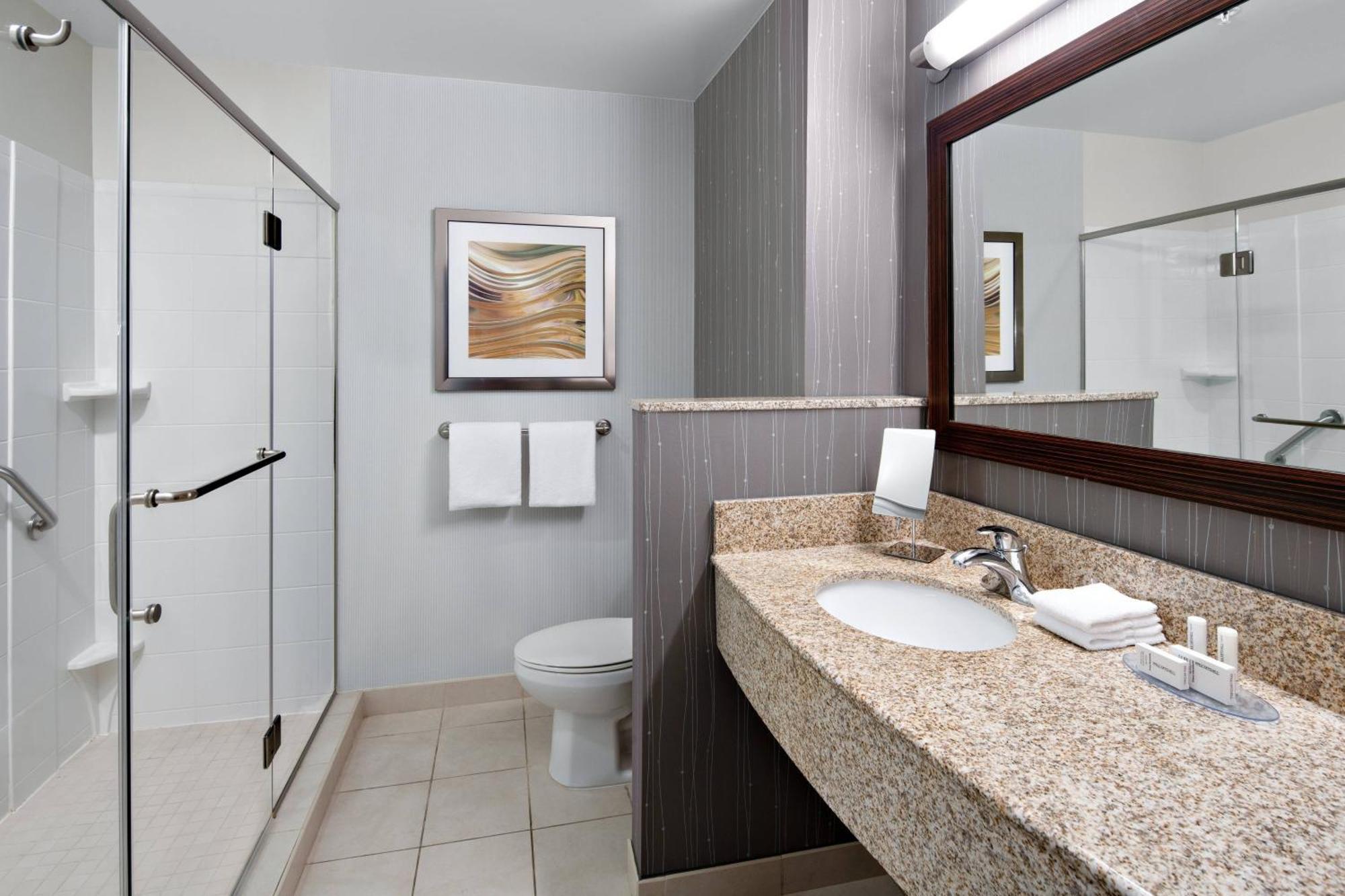 Courtyard By Marriott Raleigh North/Triangle Town Center Hotell Eksteriør bilde