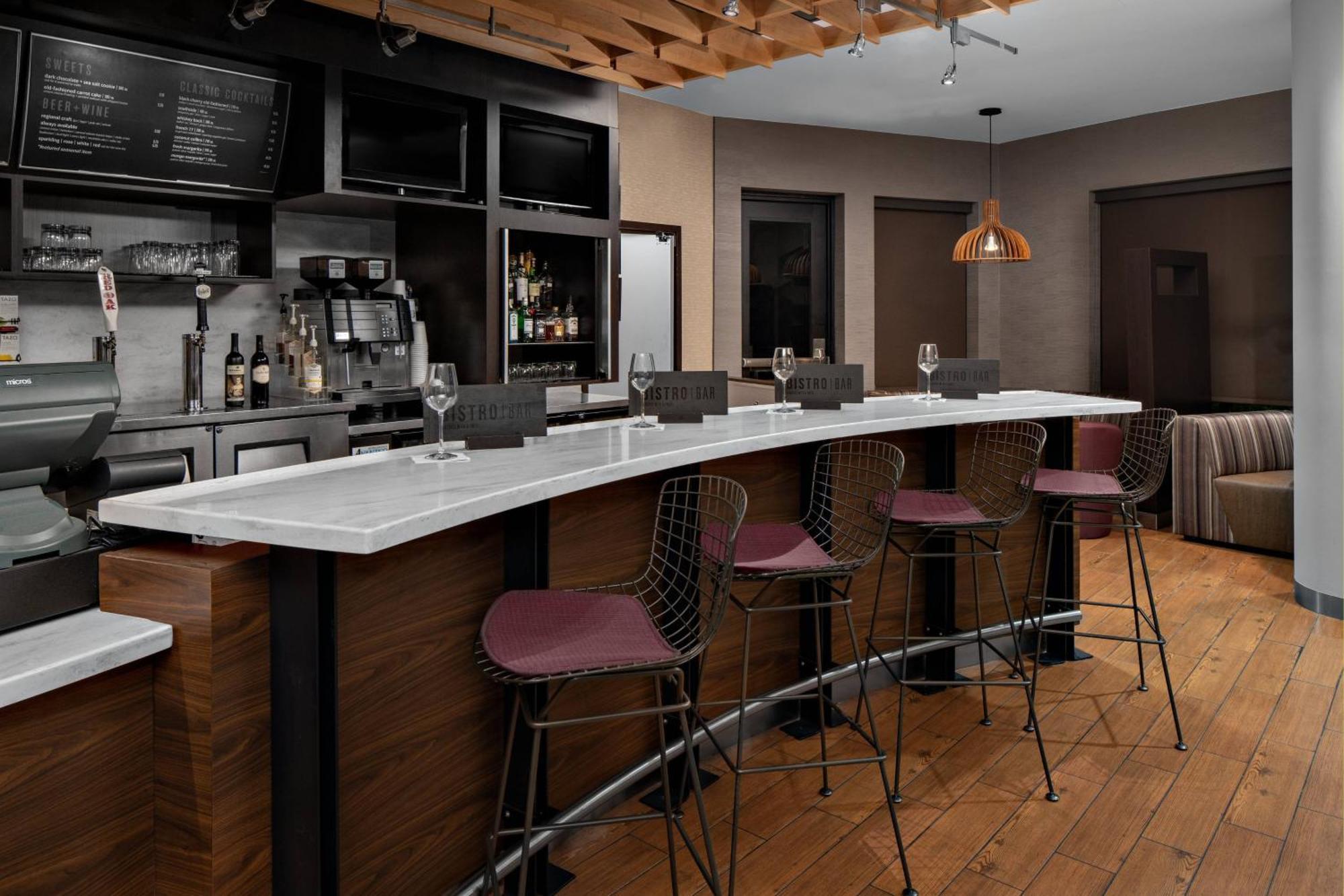 Courtyard By Marriott Raleigh North/Triangle Town Center Hotell Eksteriør bilde